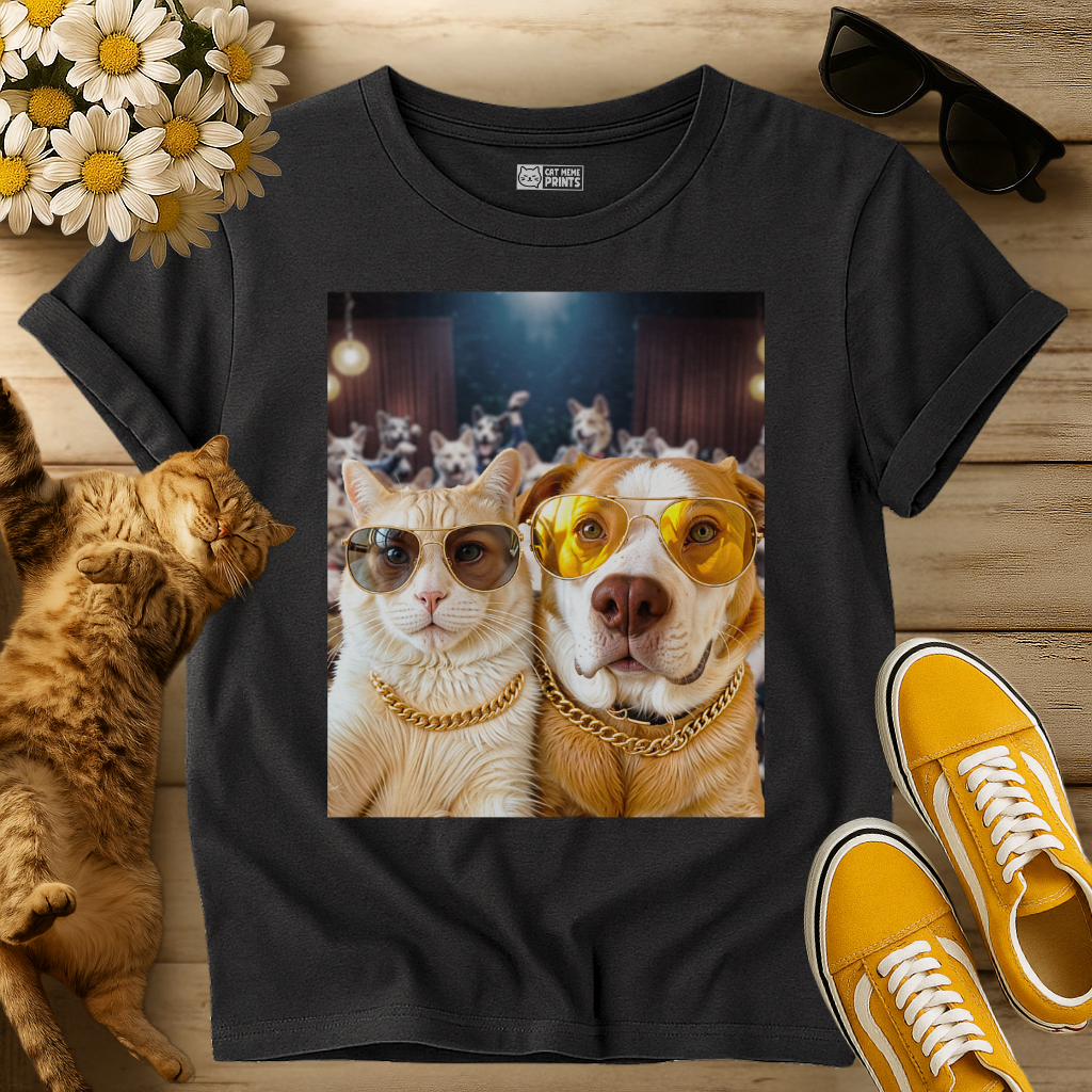 Cat & Dog Selfie in Dogs Party T-Shirt
