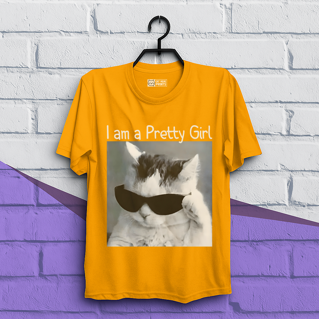 I am a Pretty Girl T-Shirt