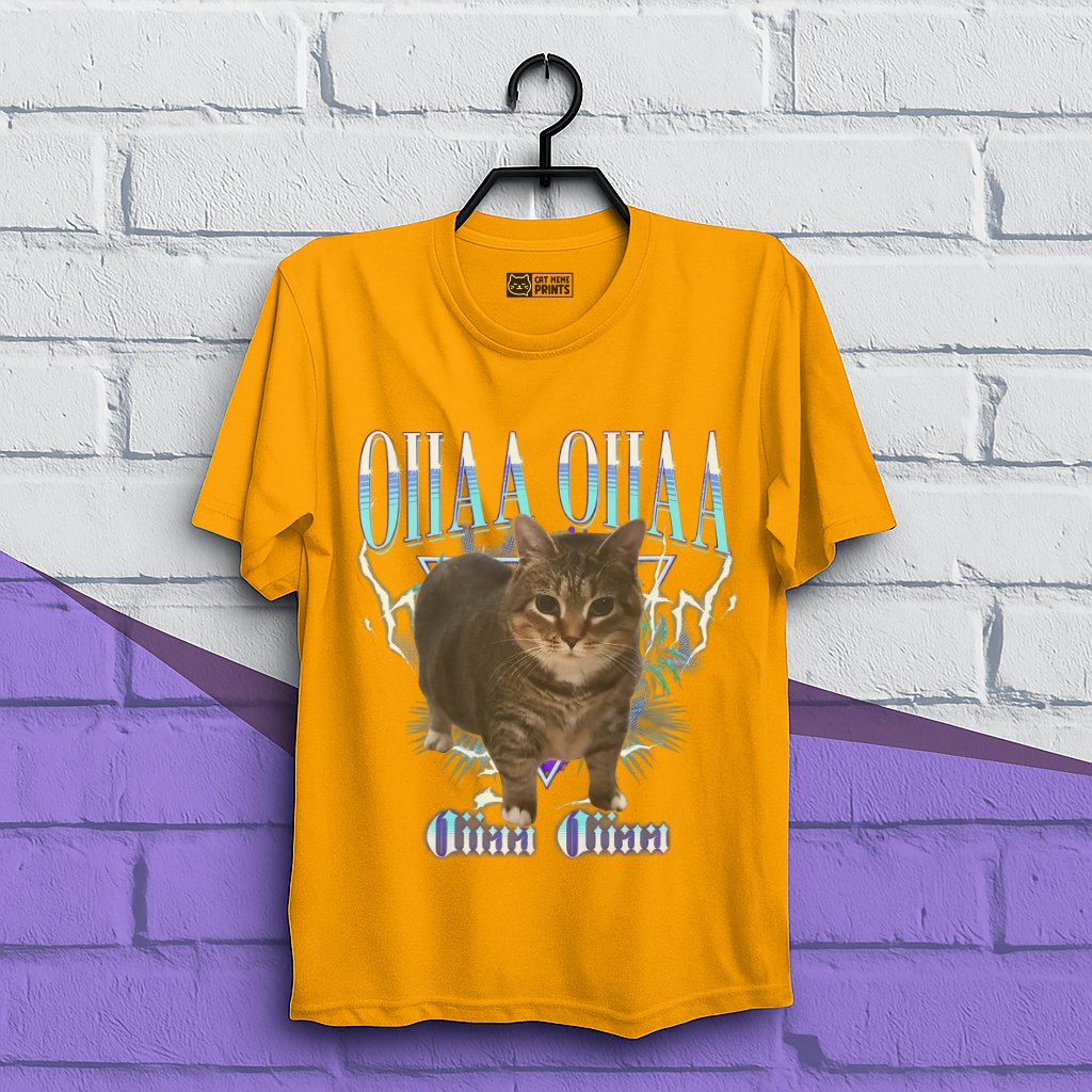 Spining Cat Oiiaa Oiiaa T-Shirt
