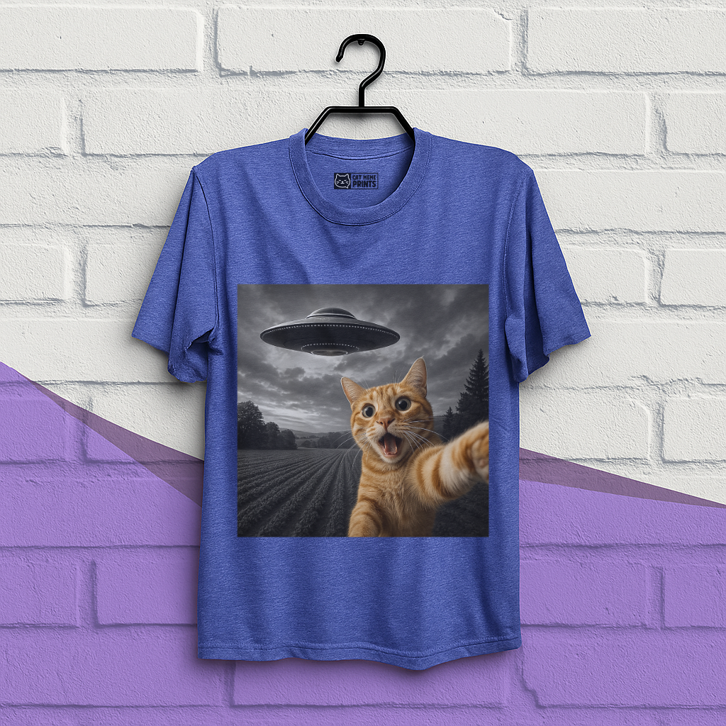 Cat Selfie With Alien T-Shirt