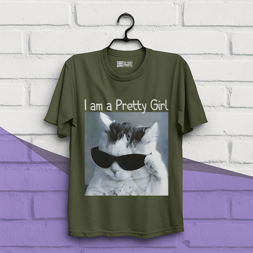 I am a Pretty Girl T-Shirt