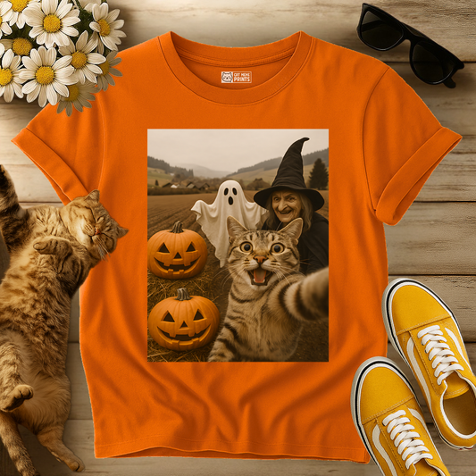 Cat Selfie with Witch & Ghost T-Shirt