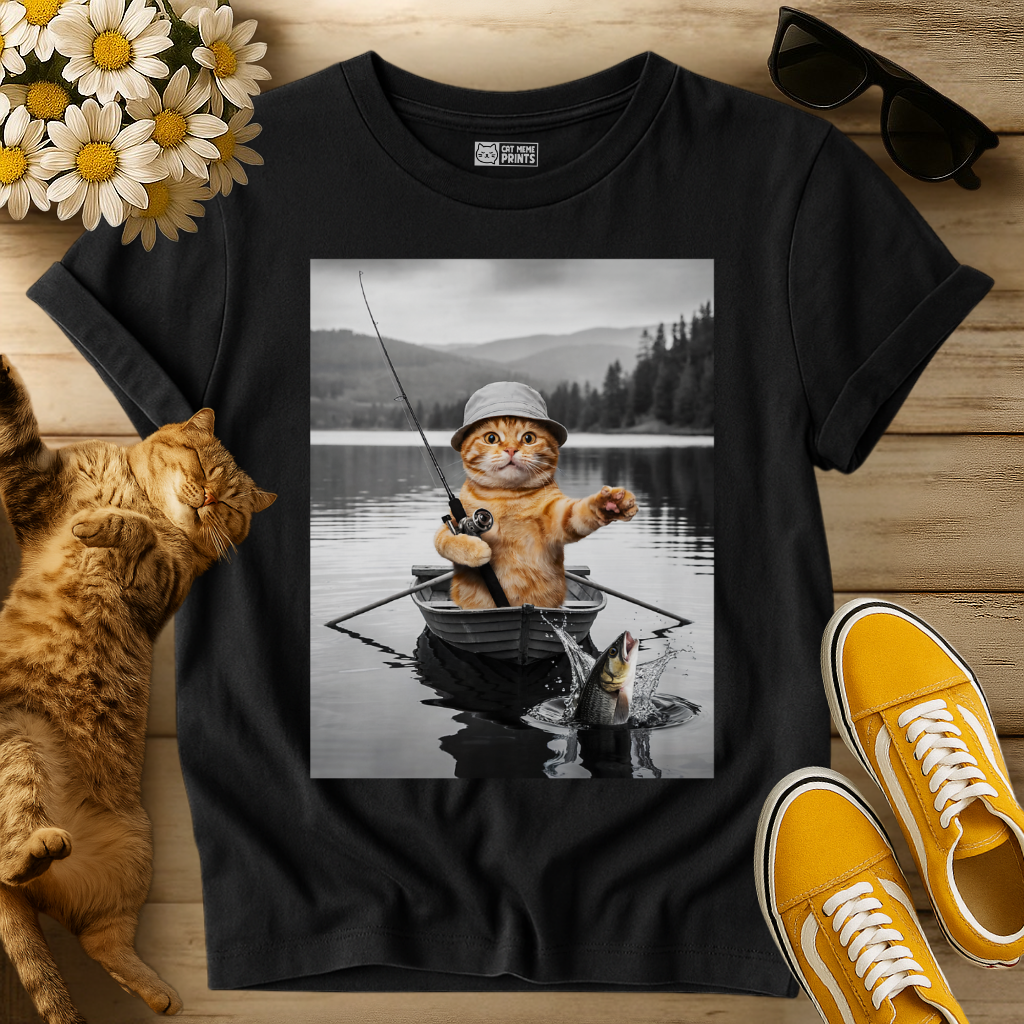 Cat Selfie Boat Fishing T-Shirt