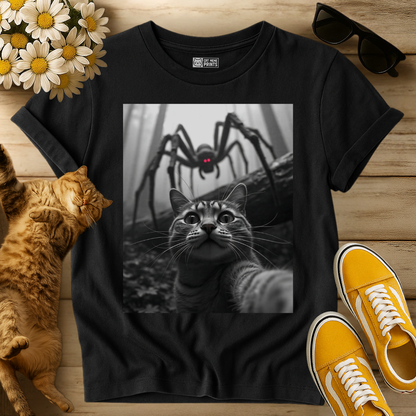Cat Selfie With Spider T-Shirt