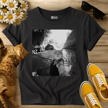 Cat Selfie Sailing Boat Adventure T-Shirt