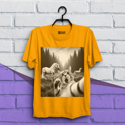 Surprised Cat Selfie With Unicorns T-Shirt