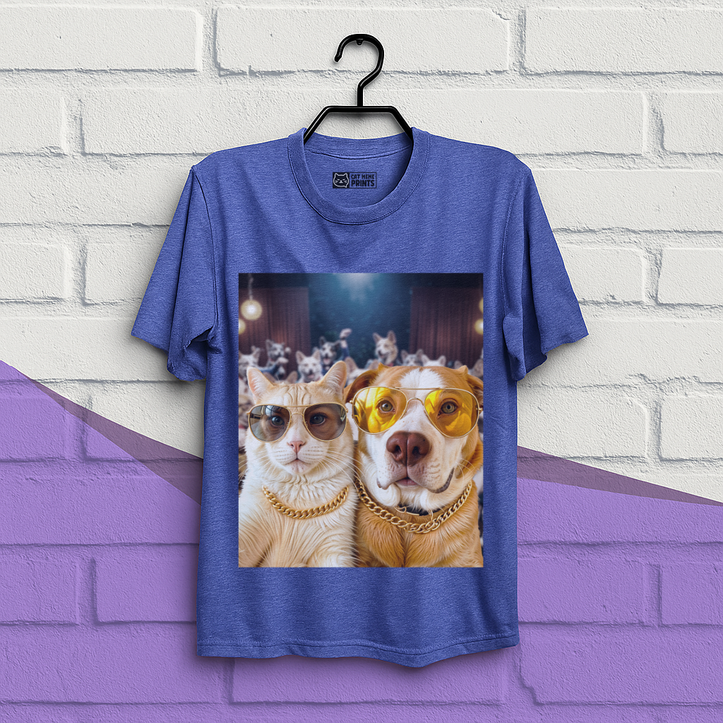 Cat & Dog Selfie in Dogs Party T-Shirt