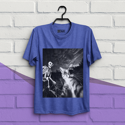 Cat Selfie with Skeleton Halloween T-Shirt
