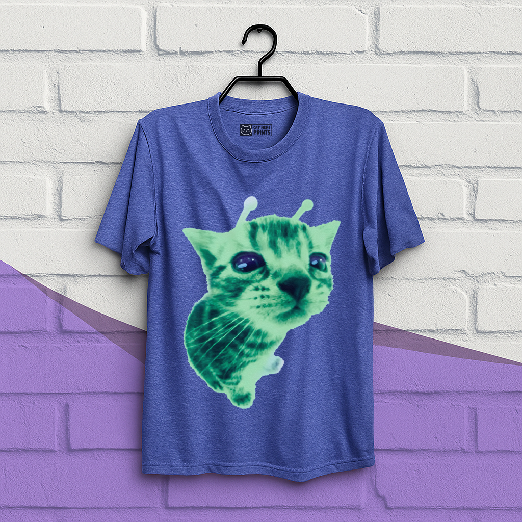 Gnarp Cat Aien T-Shirt