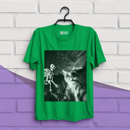 Cat Selfie with Skeleton Halloween T-Shirt