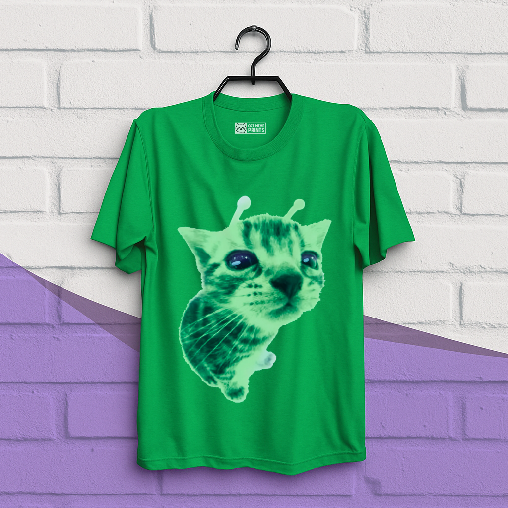 Gnarp Cat Aien T-Shirt