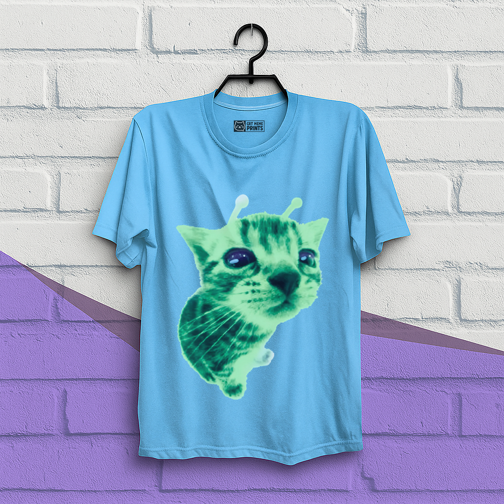 Gnarp Cat Aien T-Shirt