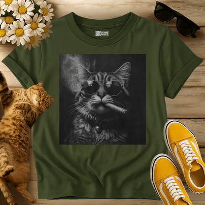 Moody Maine Coon Cat Smoking T-Shirt