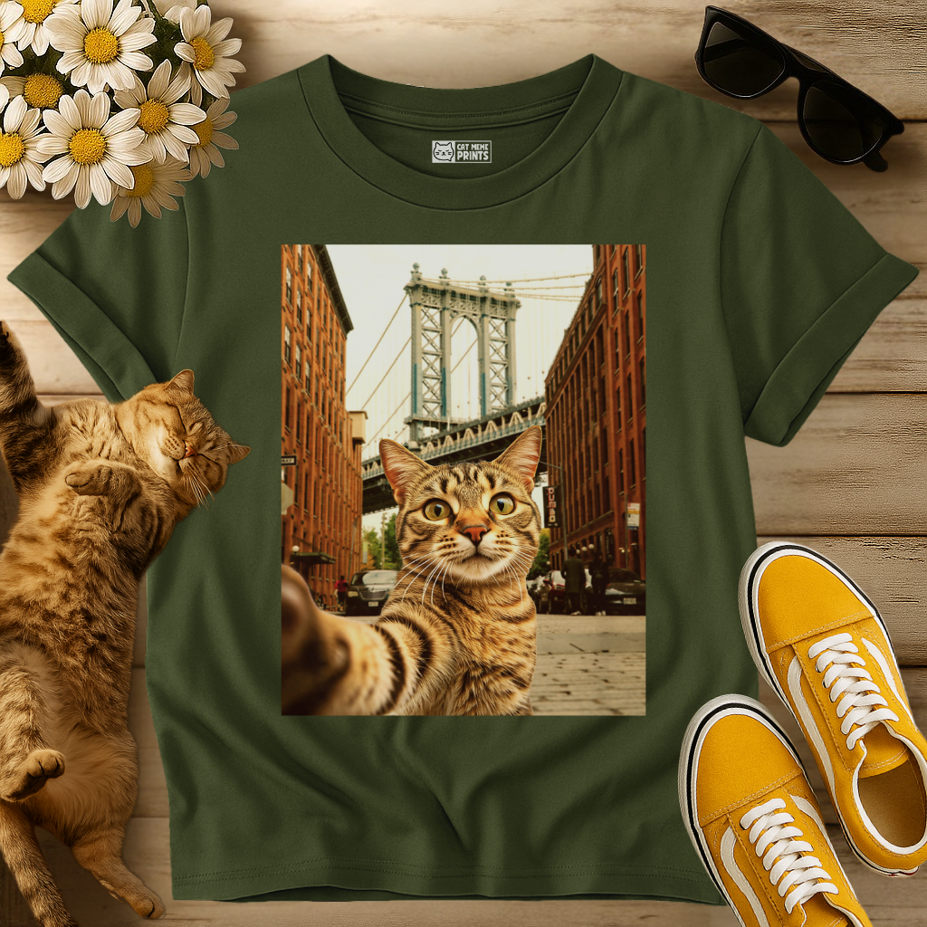 Cat Selfie Brooklyn Manhattan Bridge T-Shirt