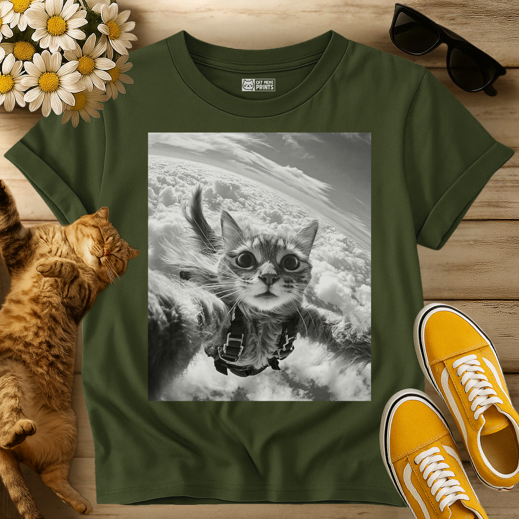 Cat Skydiving Taking Selfie T-Shirt