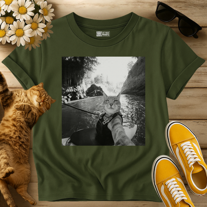Cat Selfie Sailing Boat Adventure T-Shirt