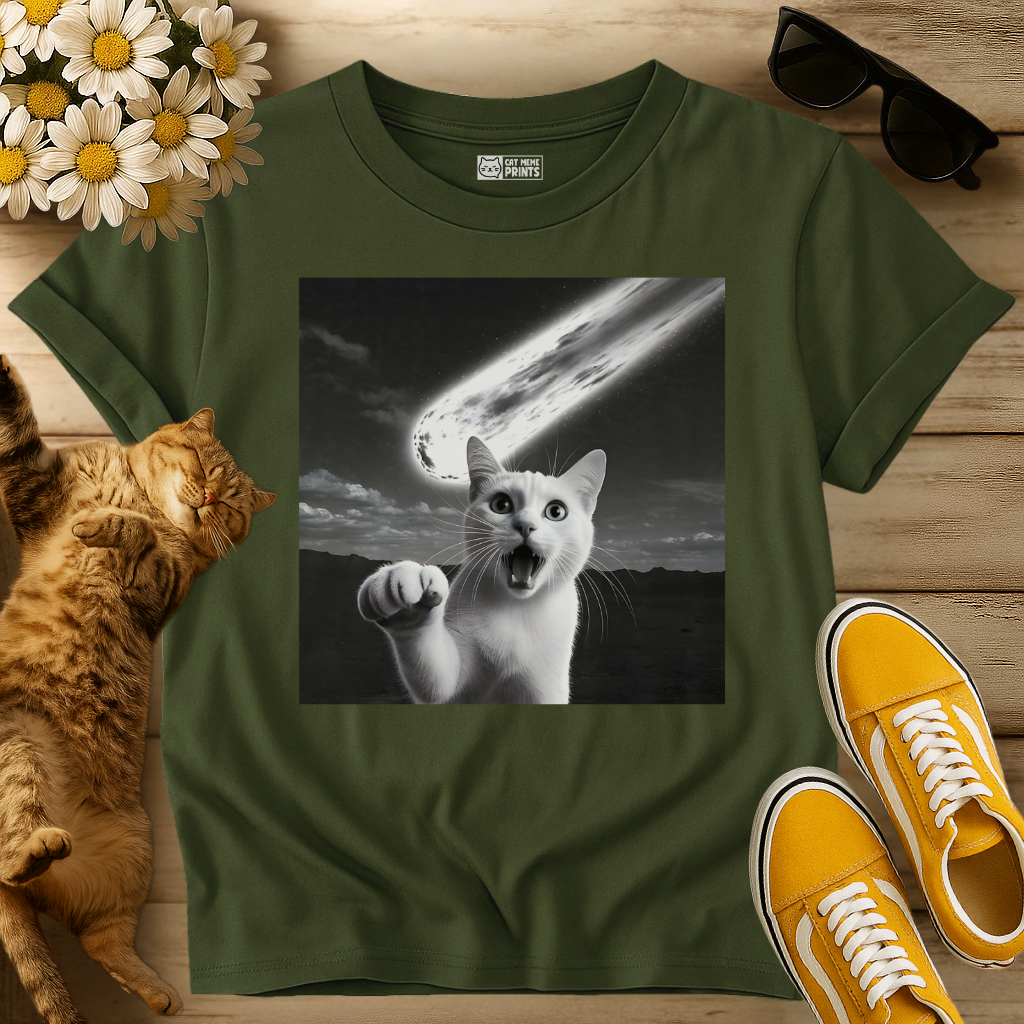 Shocked Cat Meteor Selfie T-Shirt