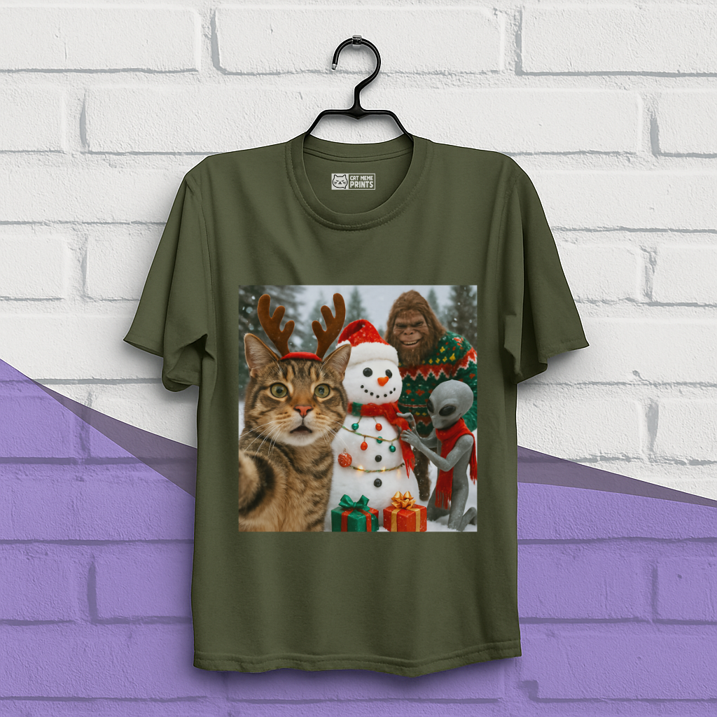 Cat Selfie with Bigfoot Alien & Snowman Christmas T-Shirt