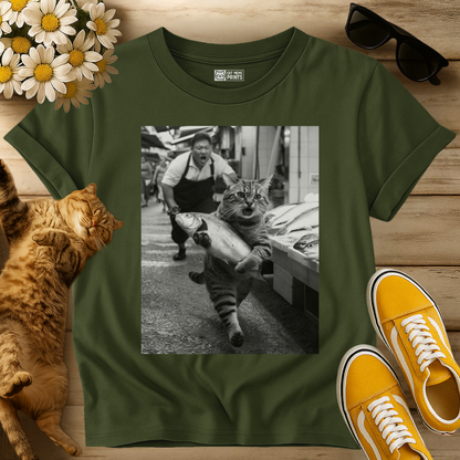 Cat Steals Fish Market T-Shirt