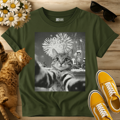 Cat Selfie New Year Firework T-Shirt