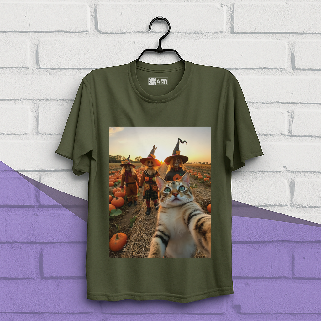 Cat Selfie with Scarecrow T-Shirt