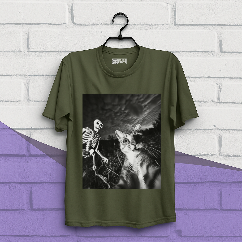 Cat Selfie with Skeleton Halloween T-Shirt