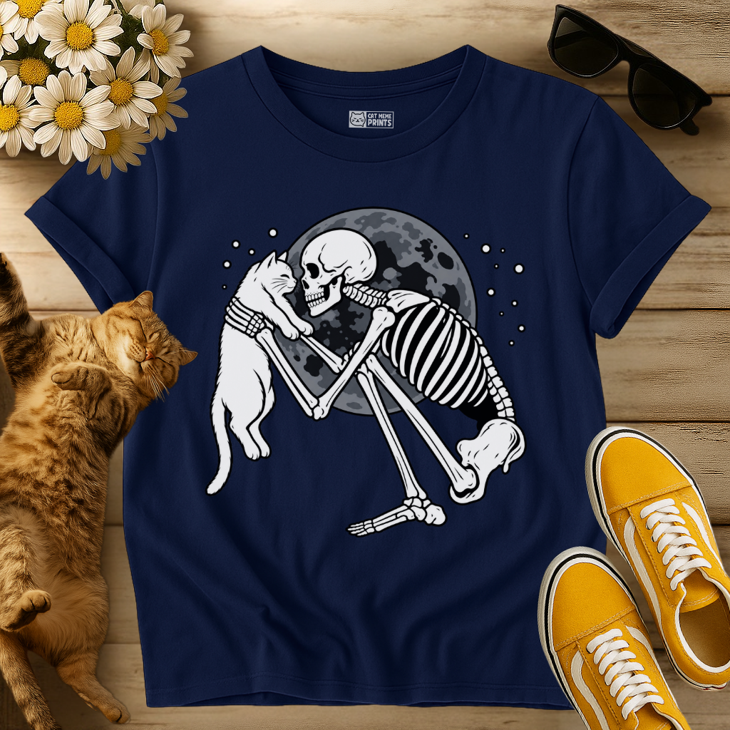 Scary Skeleton Holding Cute Kitty T-Shirt