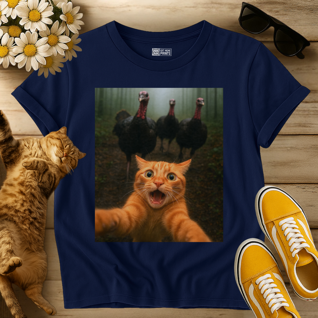 Cat Selfie Turkey Chase Thanksgiving T-Shirt