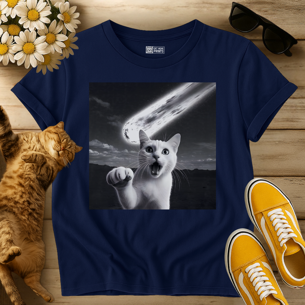 Shocked Cat Meteor Selfie T-Shirt