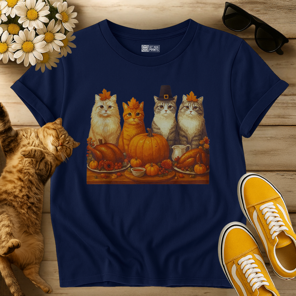 Cats Dinner Feast Fall Thanksgiving T-Shirt