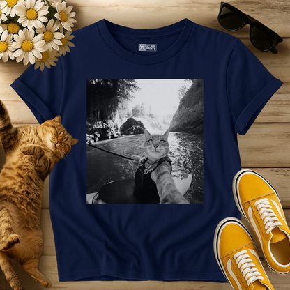Cat Selfie Sailing Boat Adventure T-Shirt
