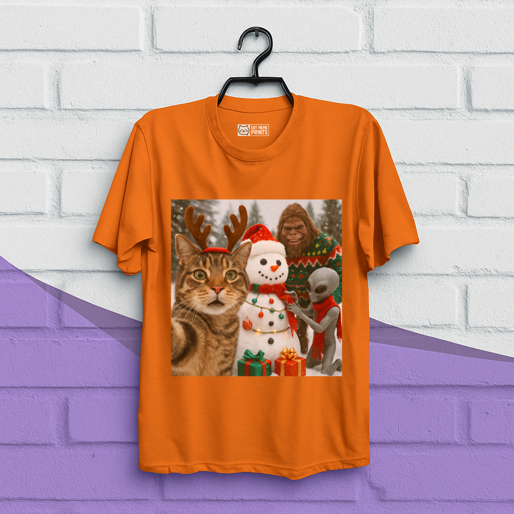 Cat Selfie with Bigfoot Alien & Snowman Christmas T-Shirt