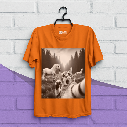 Surprised Cat Selfie With Unicorns T-Shirt