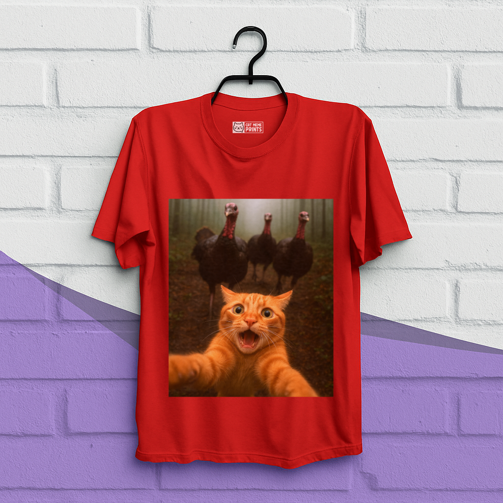 Cat Selfie Turkey Chase Thanksgiving T-Shirt