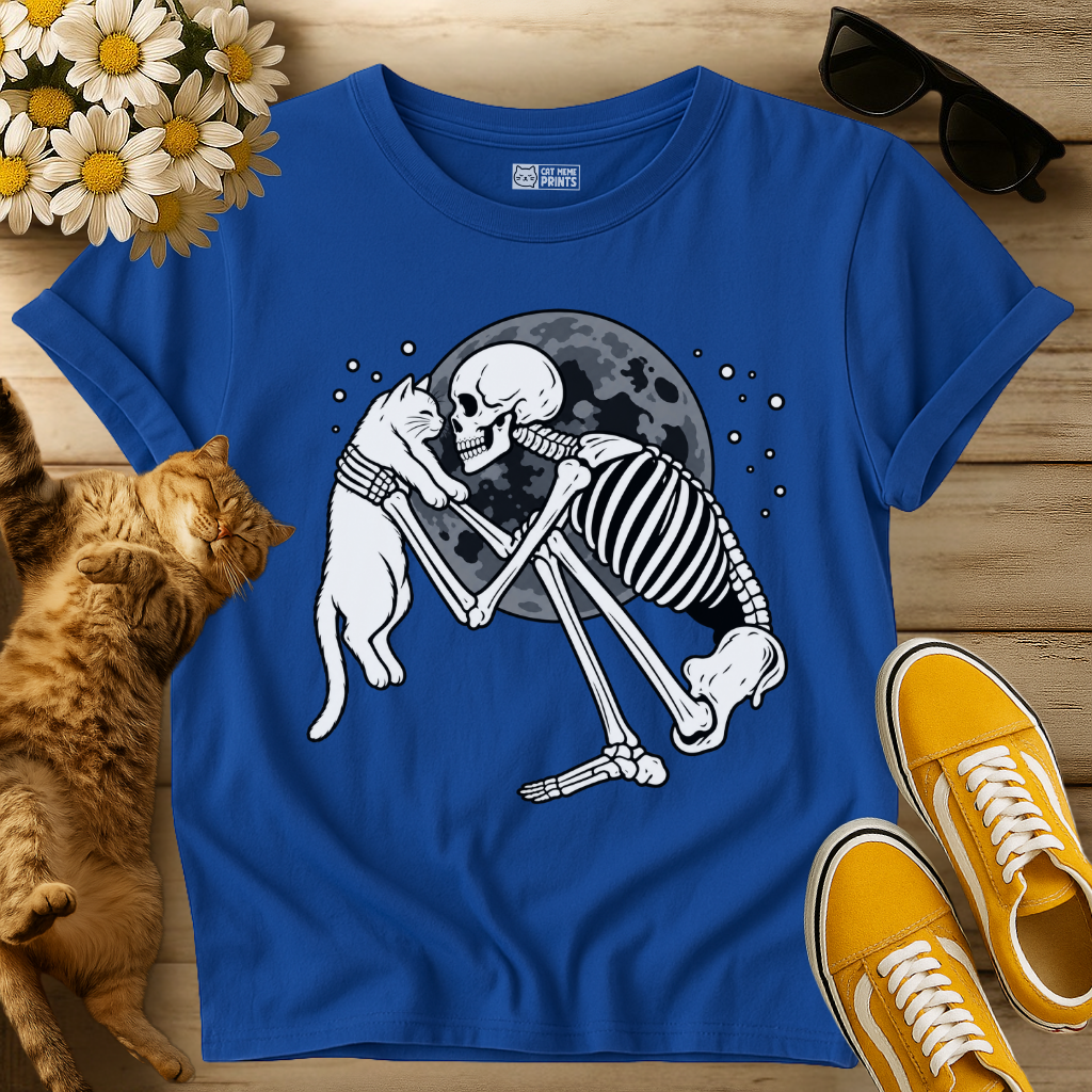 Scary Skeleton Holding Cute Kitty T-Shirt