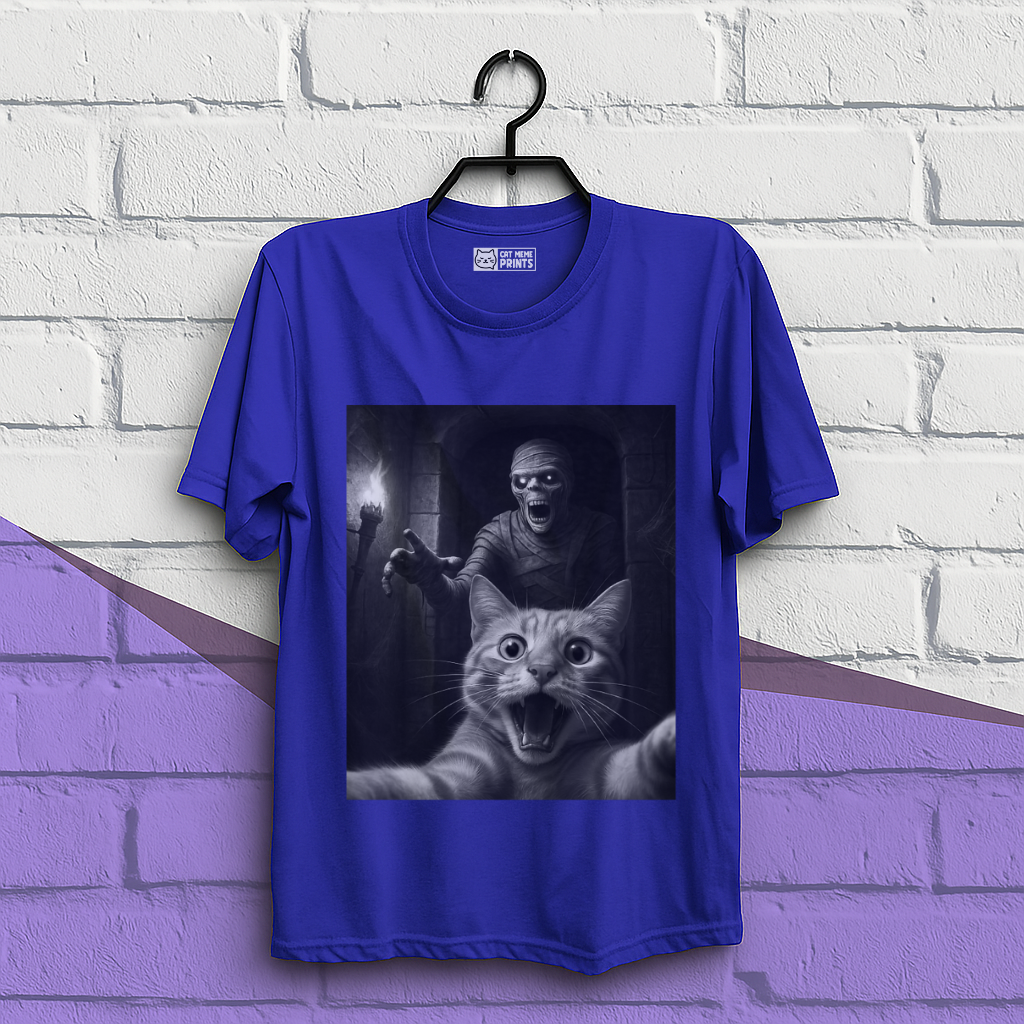 Cat Selfie with a Mummy T-Shirt