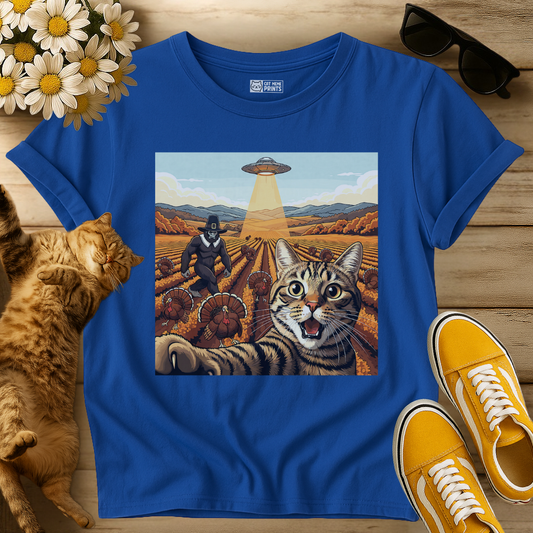Cat Selfie With Tureky UFO Bigfoot T-Shirt