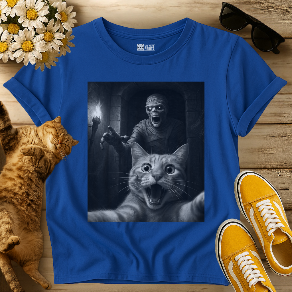 Cat Selfie with a Mummy T-Shirt