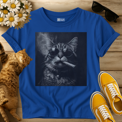 Moody Maine Coon Cat Smoking T-Shirt
