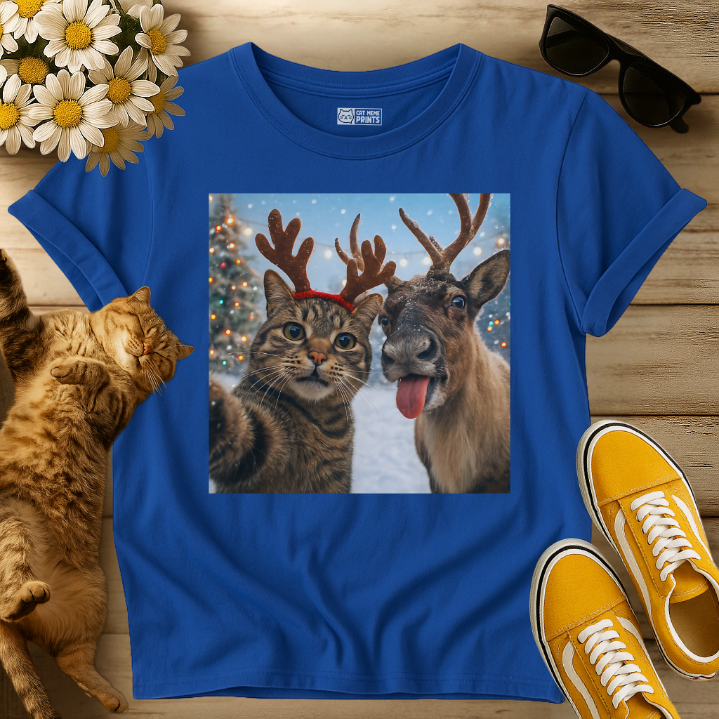 Cat Selfie With Reindeer T-Shirt