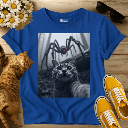 Cat Selfie With Spider T-Shirt