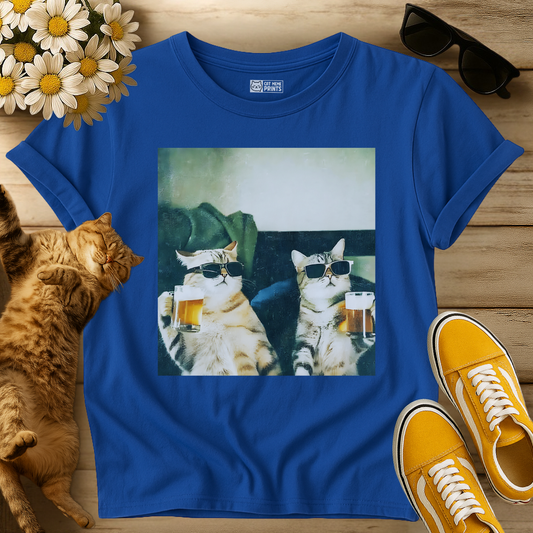 Chill & Cool Cats Drinking Selfie T-Shirt