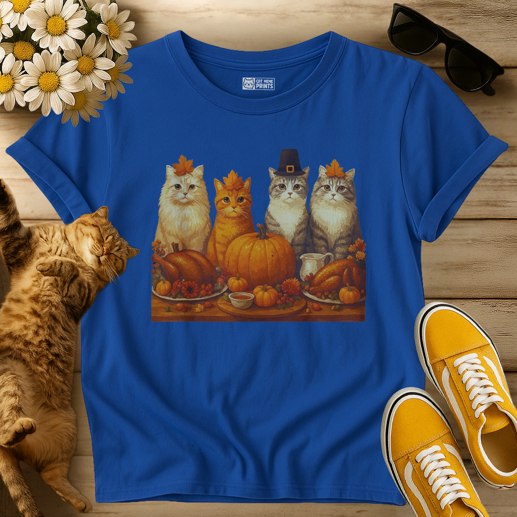 Cats Dinner Feast Fall Thanksgiving T-Shirt