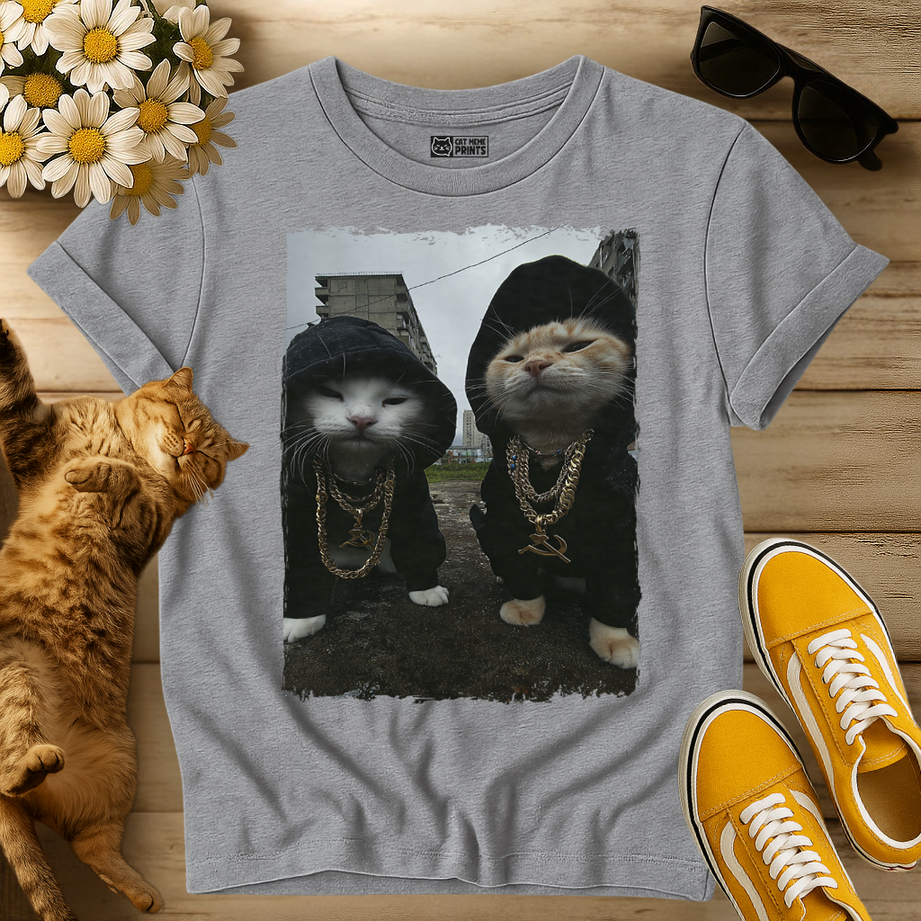 Gangster Cats in Streetwear T-Shirt
