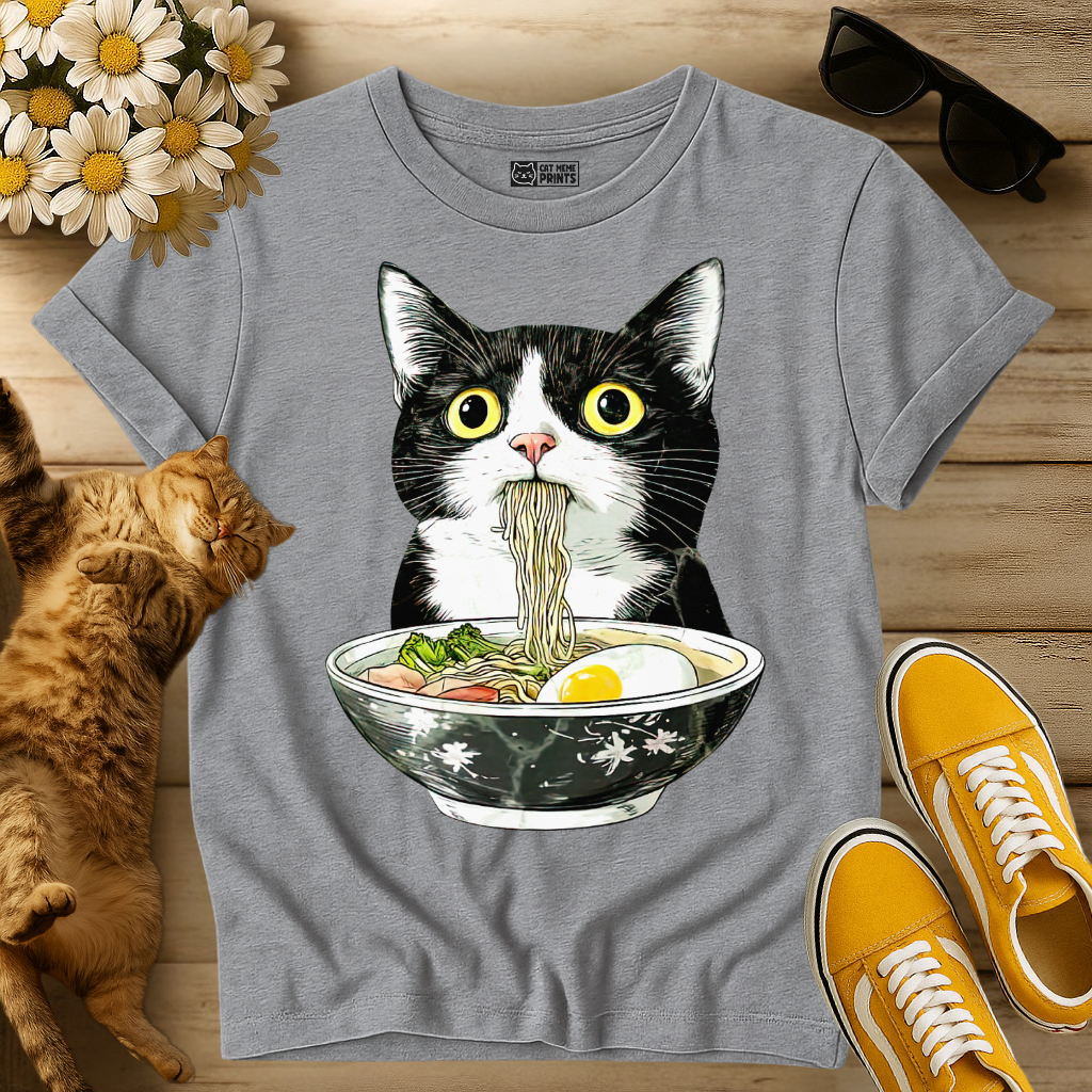 Tuxedo Cat Japanese Eating Ramen T-Shirt