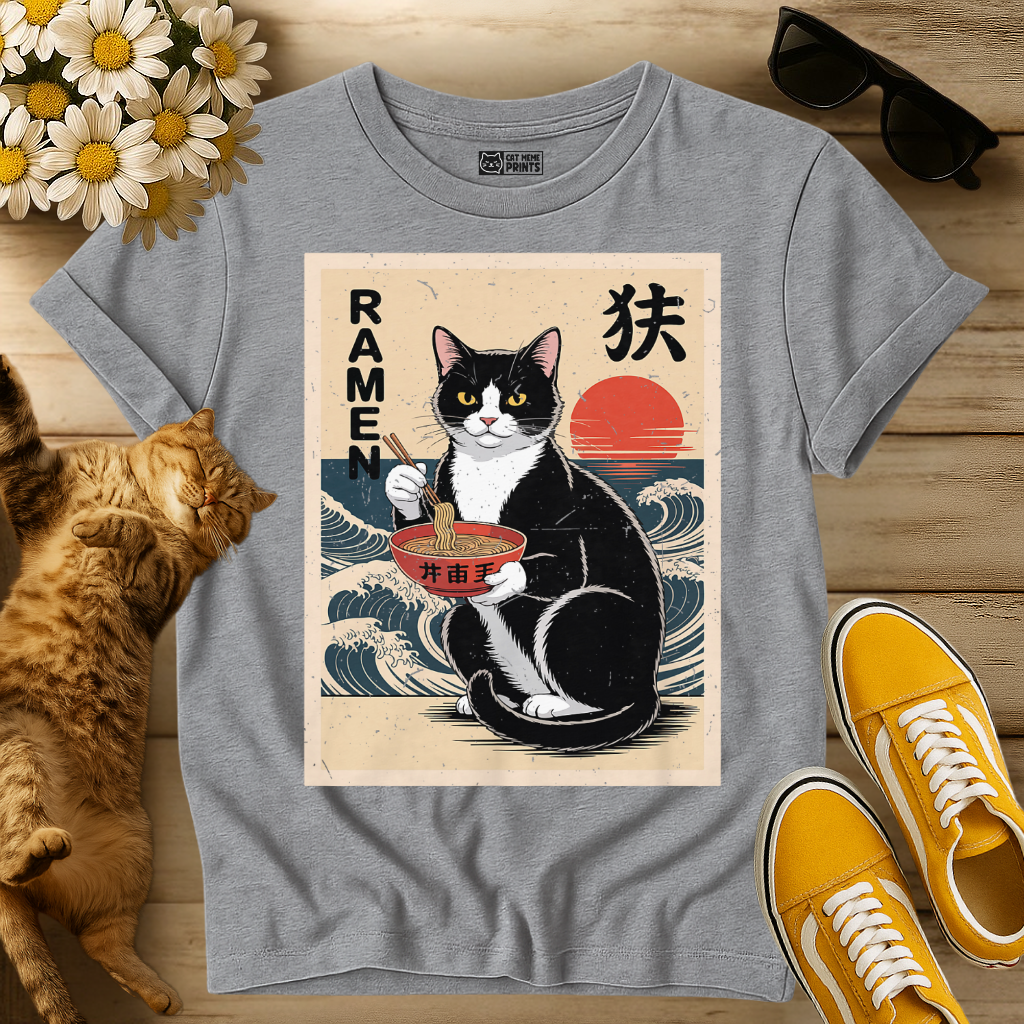 Tuxedo Cat Eating Ramen Kawaii T-Shirt