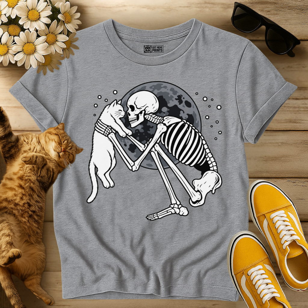 Scary Skeleton Holding Cute Kitty T-Shirt