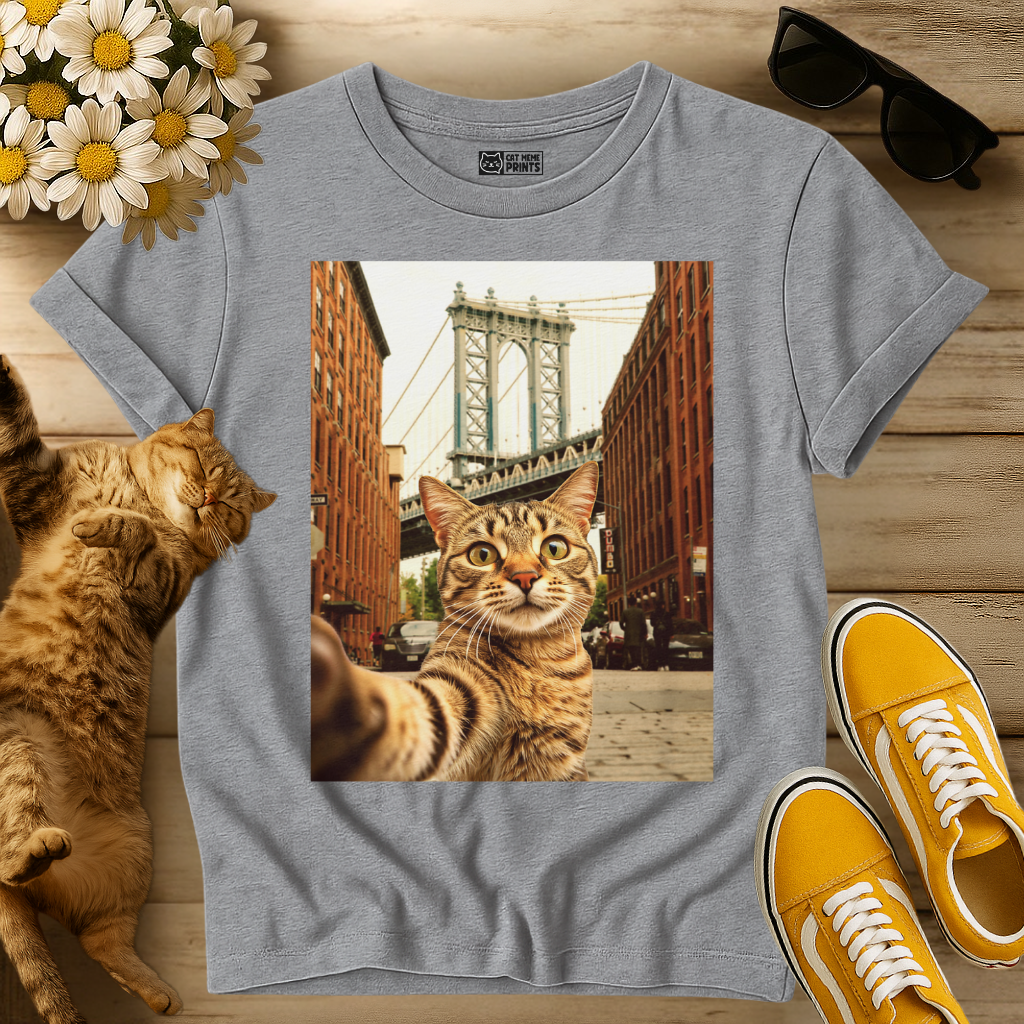 Cat Selfie Brooklyn Manhattan Bridge T-Shirt