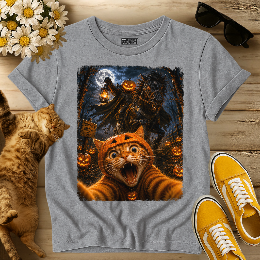 Cat Selfie with Scary Horseman Pumpkins T-Shirt