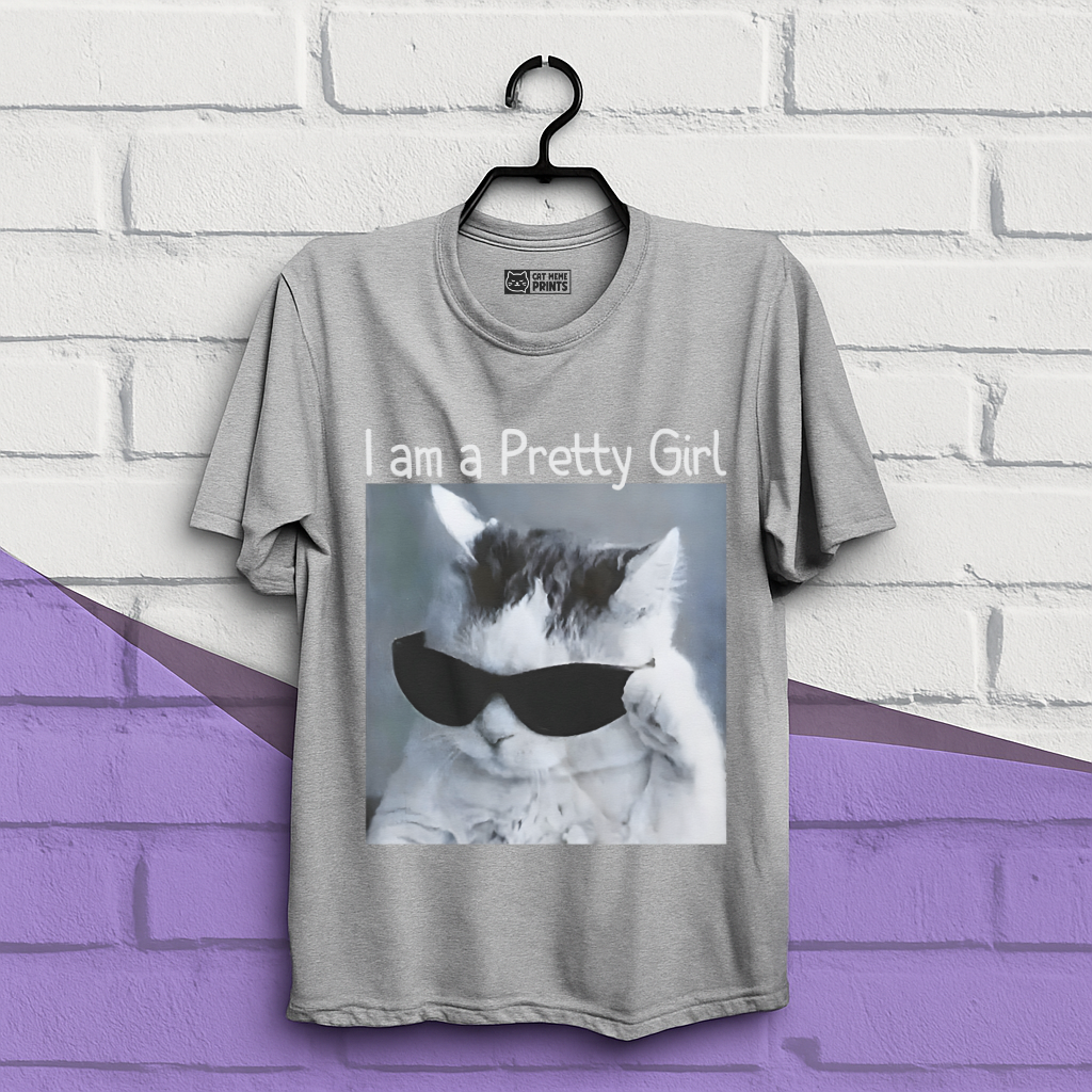 I am a Pretty Girl T-Shirt